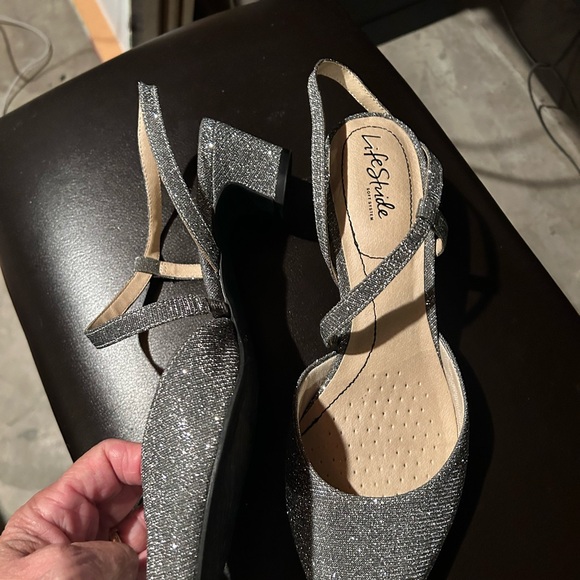 Life Stride Silver Slingback Flats - Picture 5 of 6